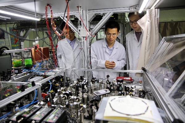 量子手机有望问世?中国科学家立下大功,攻克量子通讯芯片